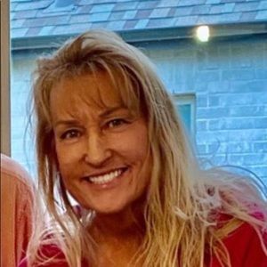 Meet your Posher, Lori